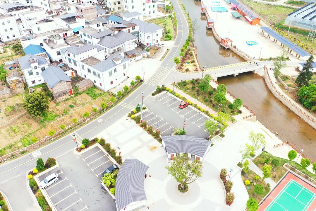 喜讯鹤子镇阳佳村党支部荣获省级2021年度乡村振兴模范党组织称号