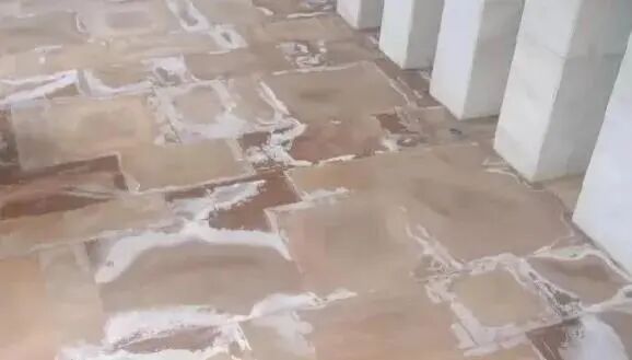 室内石材返碱，该怎么办？