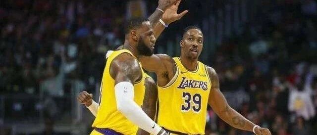 都熟悉詹韦连线 欣赏湖人赛季10大“詹霍连线”！