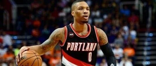 开拓者巨星球员之利拉德：从大龄新秀到现役第6顺位的王者！