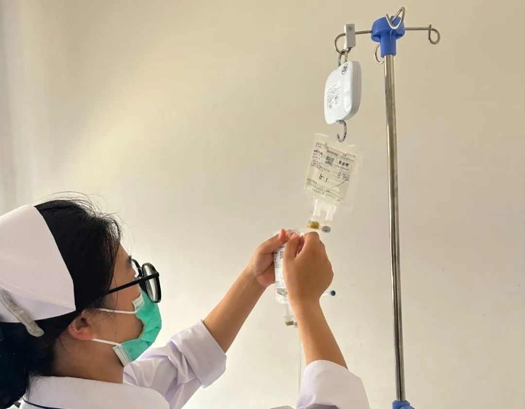 昂科 智慧病房 醫(yī)院物聯(lián)網(wǎng)  輸液監(jiān)控  智能輸液監(jiān)控   無(wú)線輸液監(jiān)控系統(tǒng)