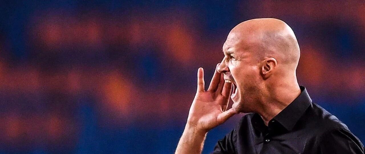 再换帅？建业接触小克鲁伊夫