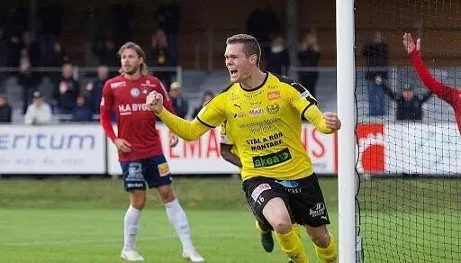 李敏予 | 瑞典超菜鸡互啄，卡尔马难止颓势