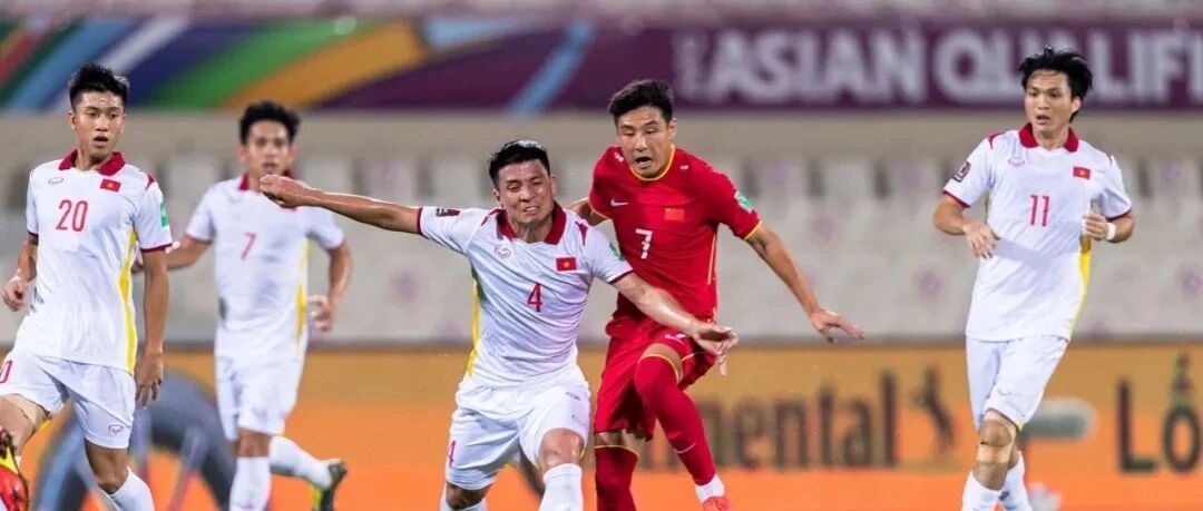 男女足双战中国，越南期待12强赛第一分