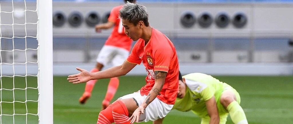 没了保利尼奥，只余前所未有的稚嫩和慌乱