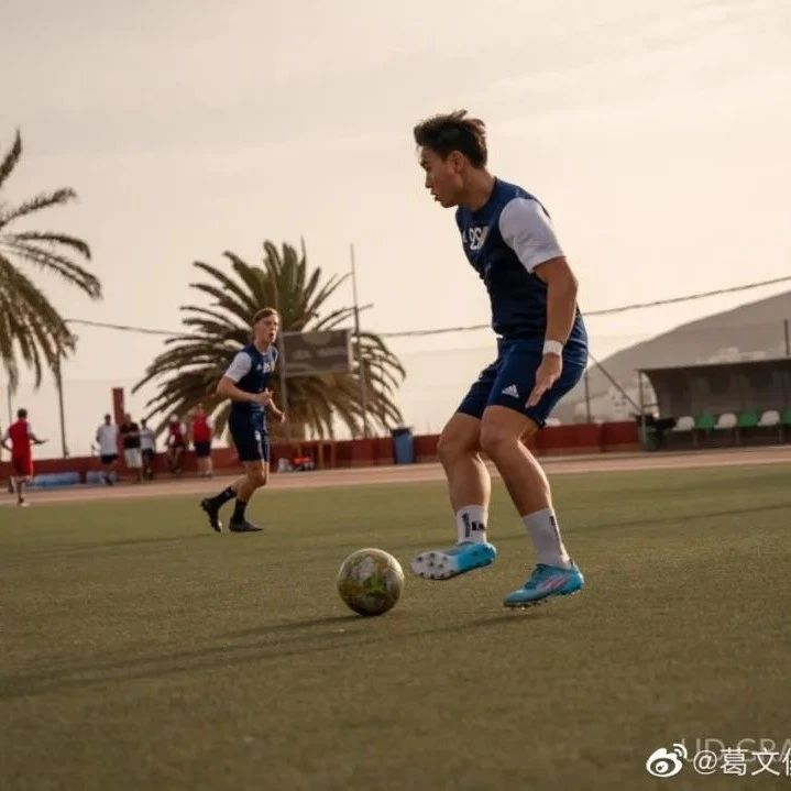 22岁中国留洋球员，变身俱乐部主席