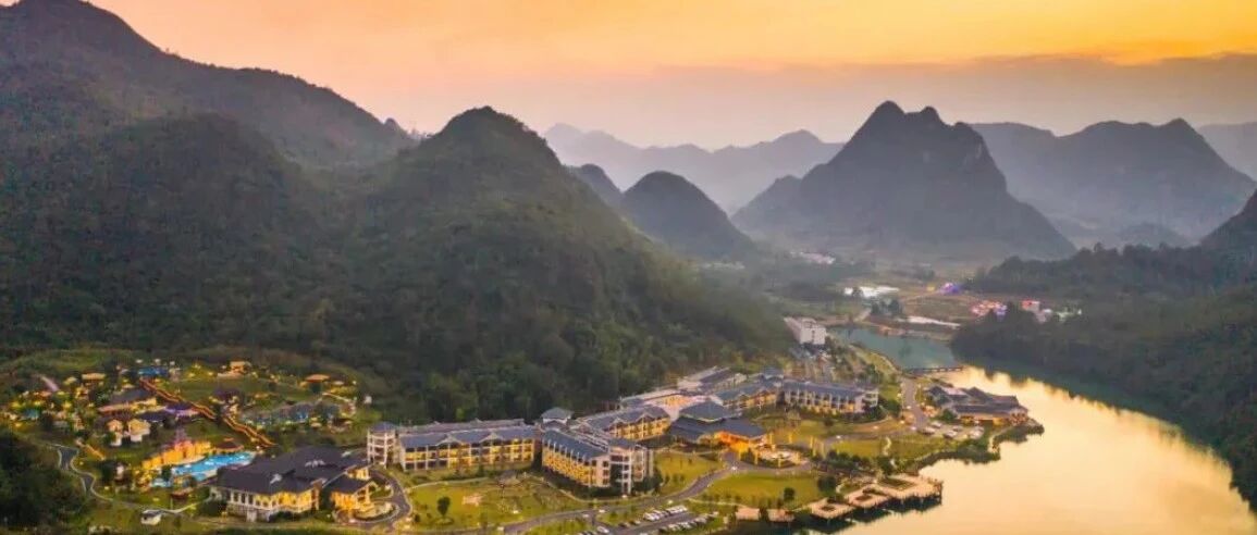 隐匿于山水间的小巴厘!戏东南亚同款无边泳池+叹真温泉+赏小黄果树瀑布+豪华自助早