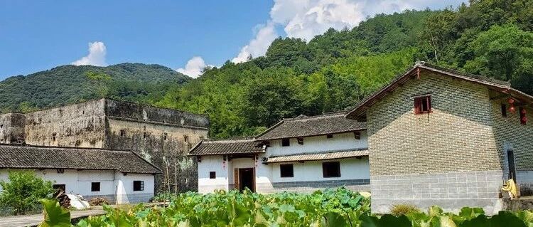 【寻访最美古村落】这是一个藏在群山中的清代古村落，以耕读传家，有“七子六秀才”的佳话！