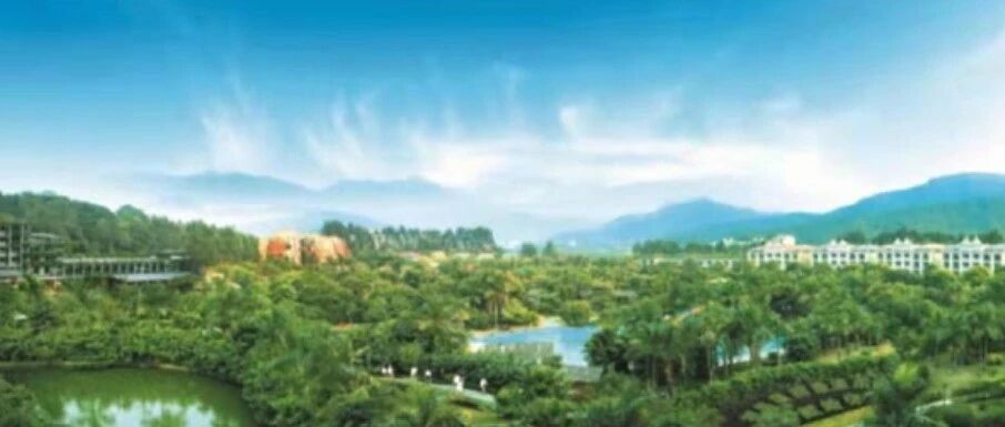 入眼满是群山环绕，避世秘境中泡天然真温泉，还是个国家4A级旅游景点