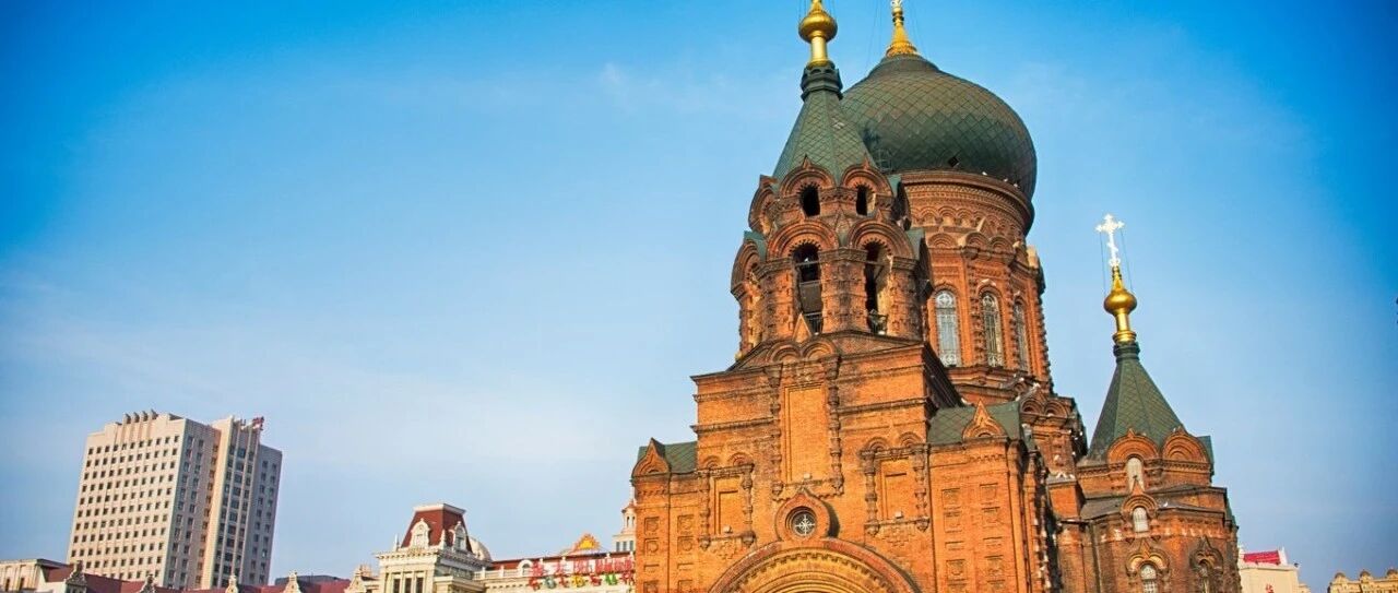 国内游公认最贵的两处，海南首先低头，另一个也顶不住了！