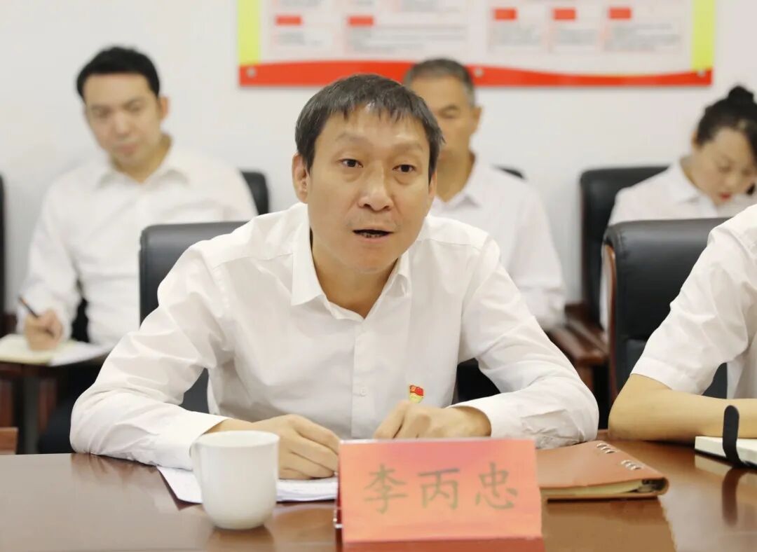 延安高新区党工委书记李志锋深入高新发展集团调研