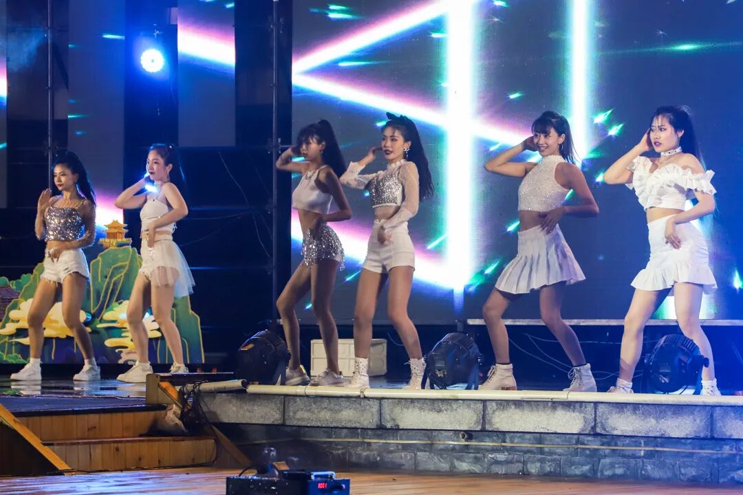 老君山对全国学子免门票，2022观海避暑节拉开暑期游序幕！