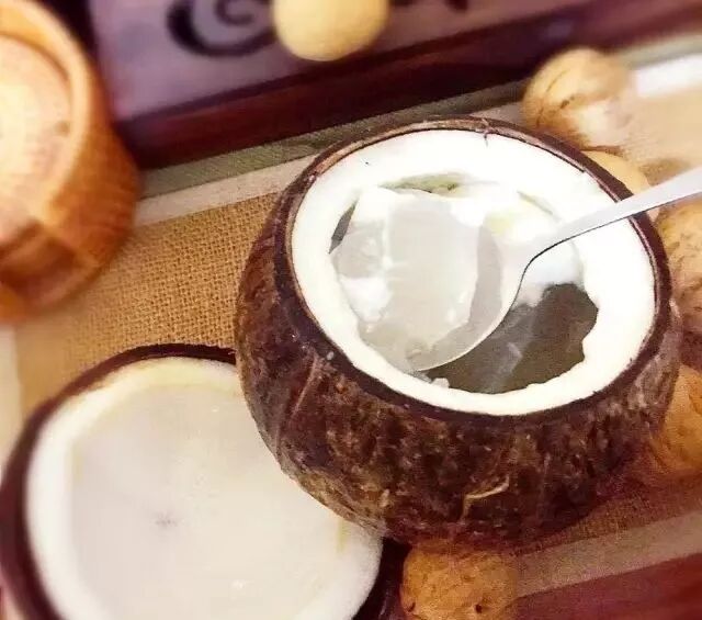 臭豆腐 stinky tofu (smelly tofu)