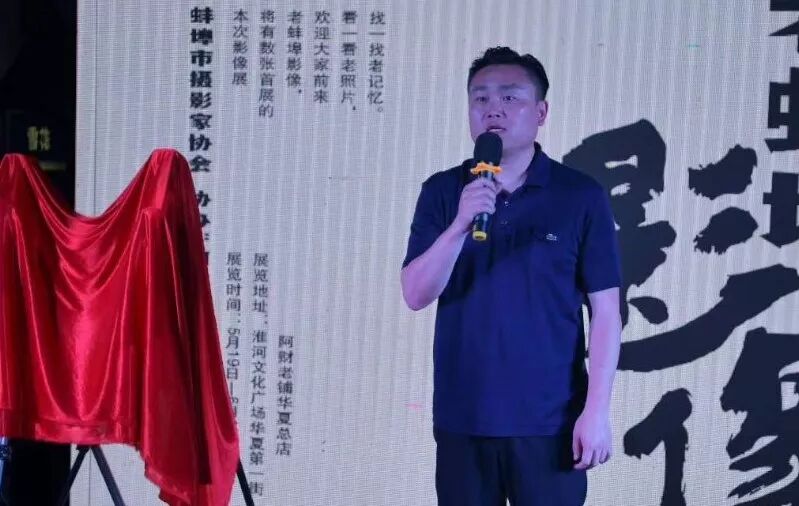 中国吃小龙虾最早之地，家喻户晓的家乡品牌是如何做成的？