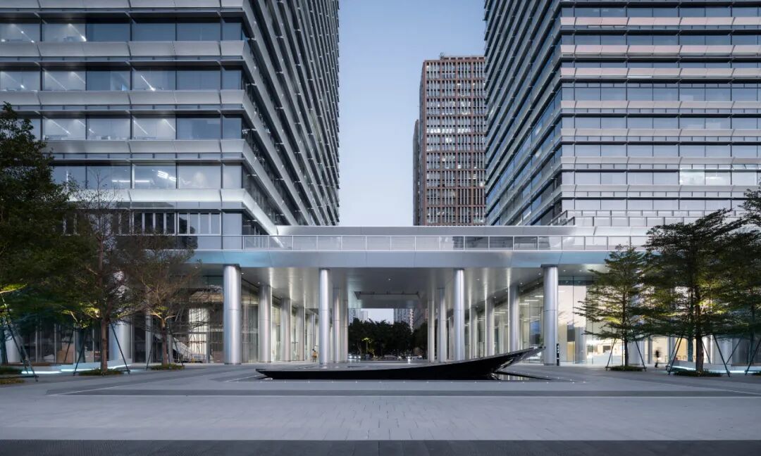 珠江畔添湾区新风景广州期货交易所亮相