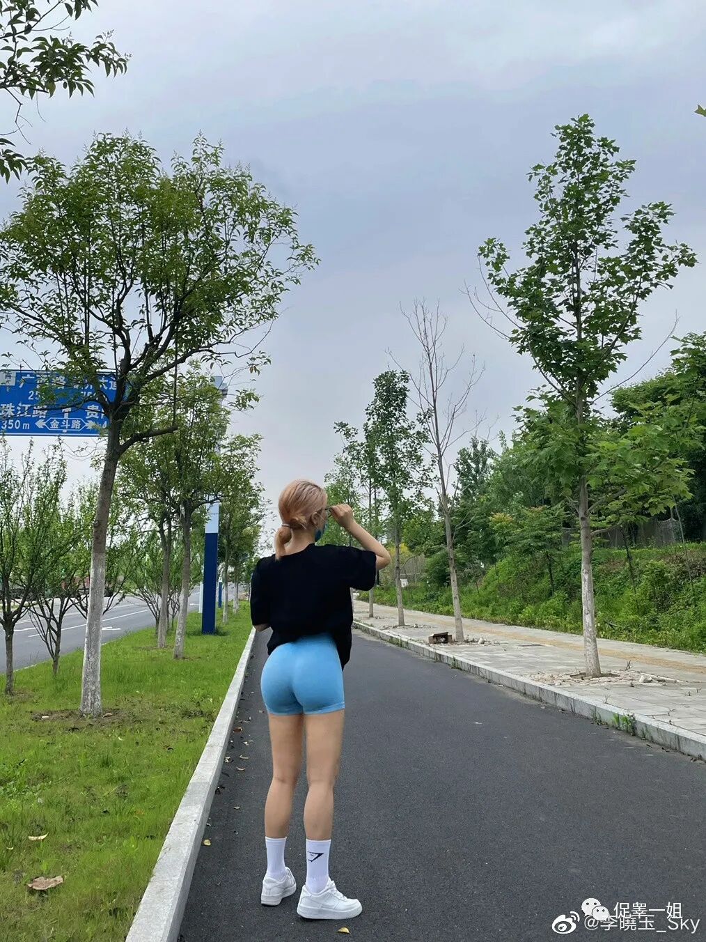 【美女】五官精致身材火辣，这位美女教练让人浮想翩翩（组图） - 35