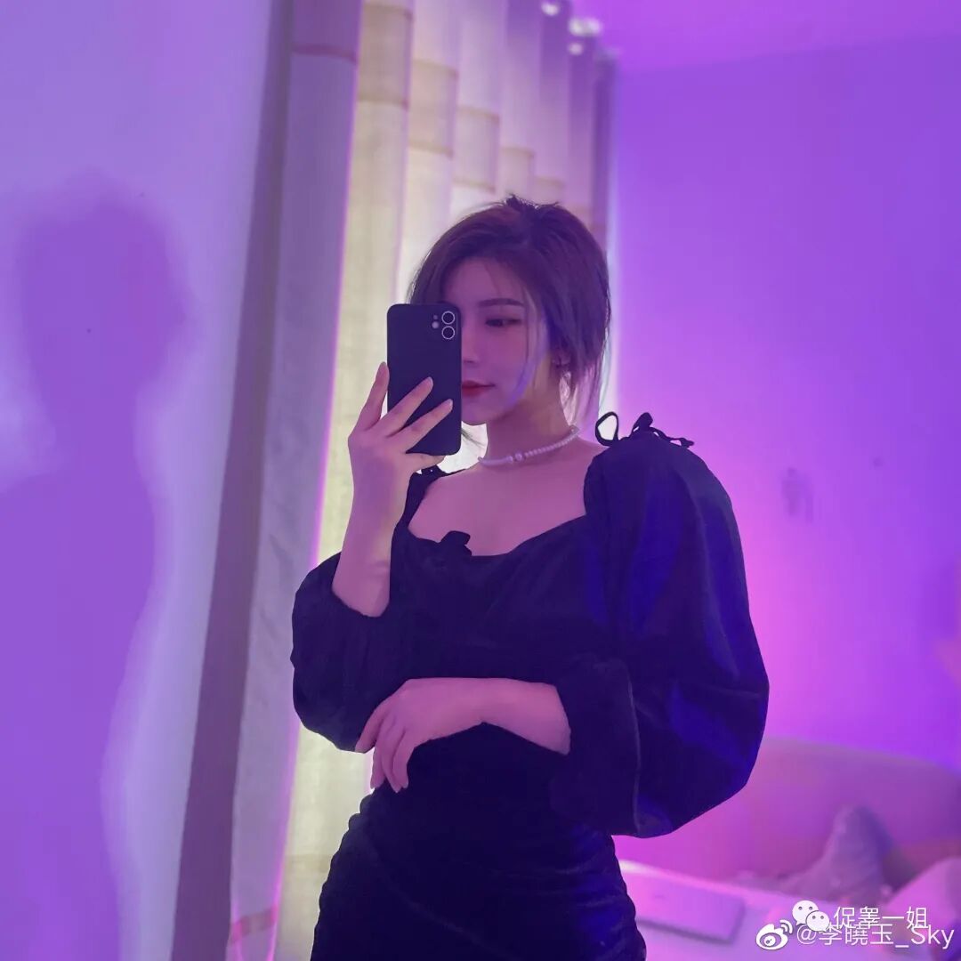 【美女】五官精致身材火辣，这位美女教练让人浮想翩翩（组图） - 24