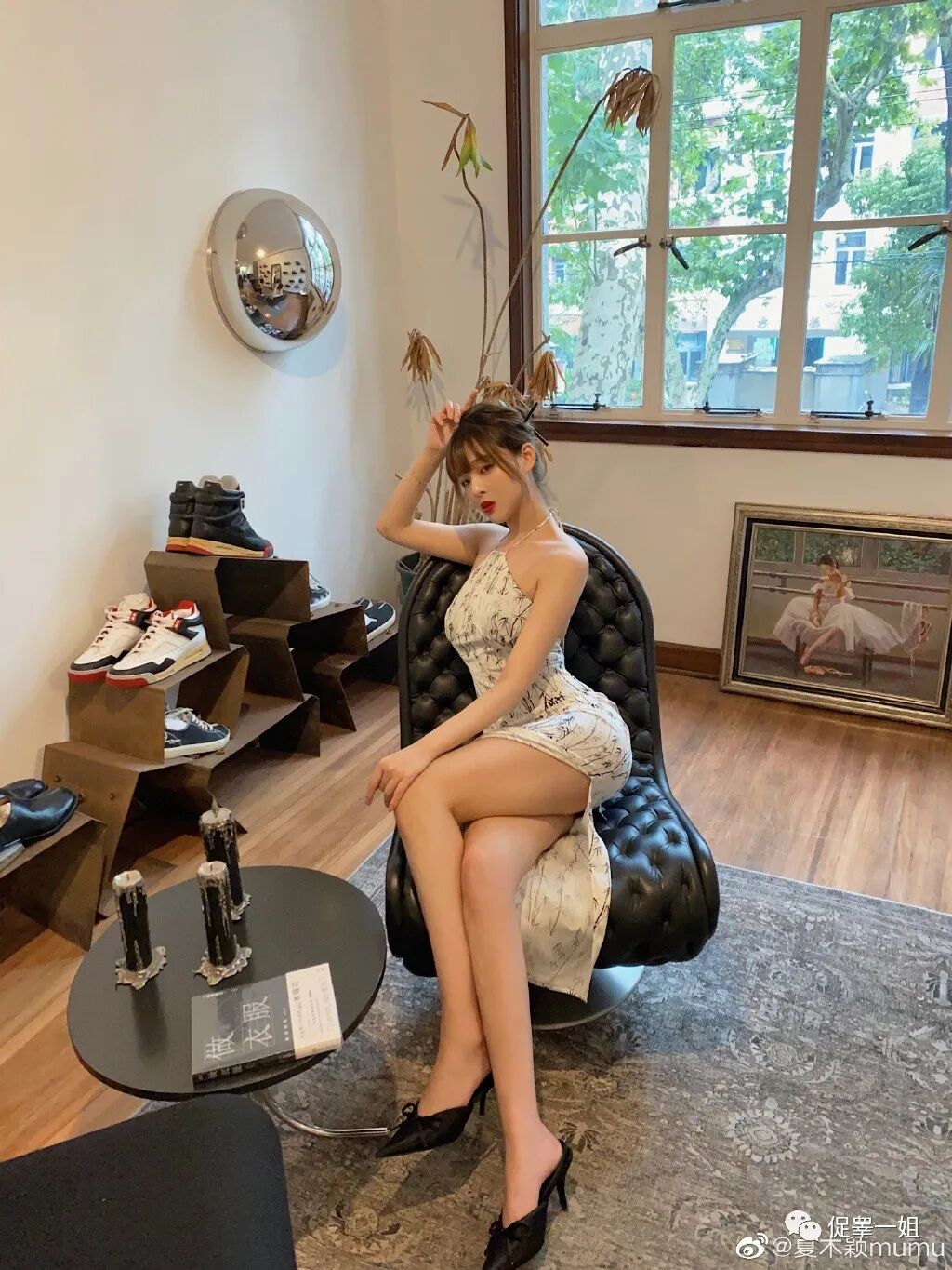 【美女】蜂腰+蜜臀！包臀裙都包不住的性感，这身材几分促？（组图） - 19