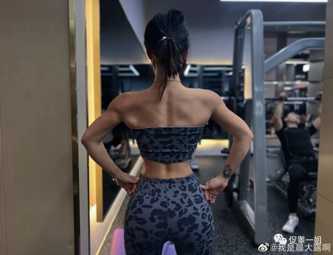 【美女】看完“亚洲卡戴珊”的身材，场面一度失控…（组图） - 10