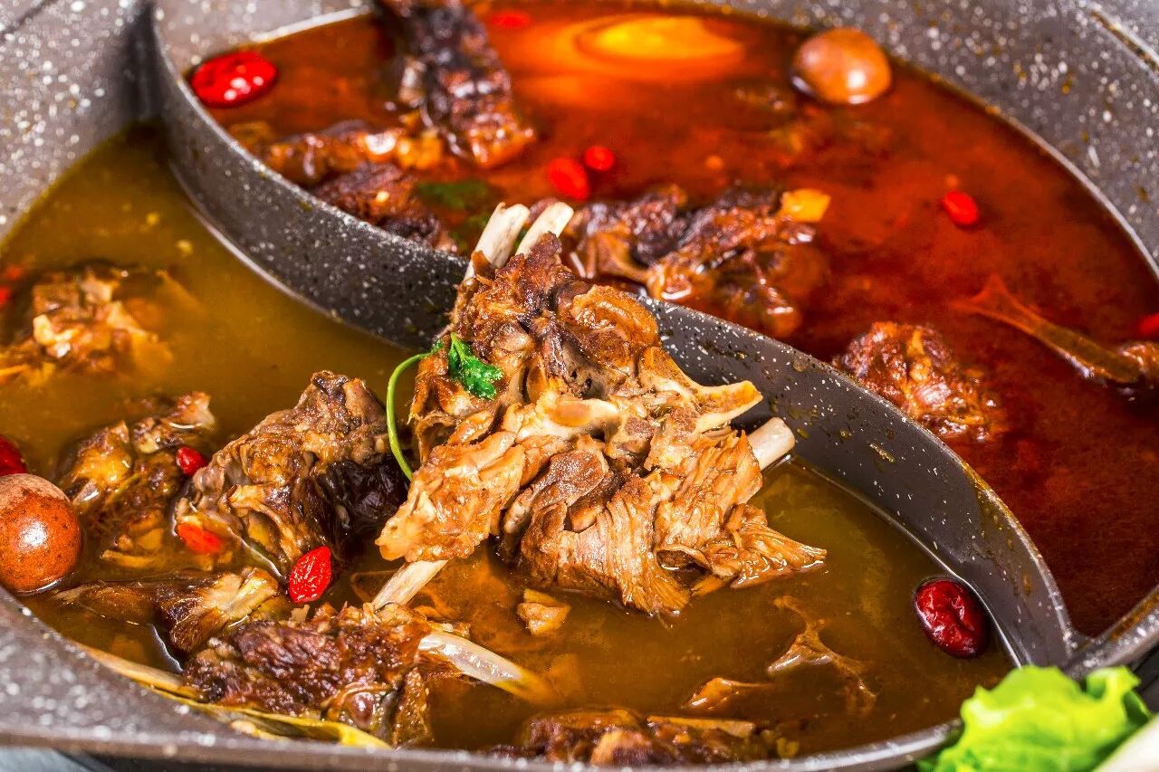 68折三潭路新开了家羊蝎子火锅趁着知道的人不多赶紧杀过去