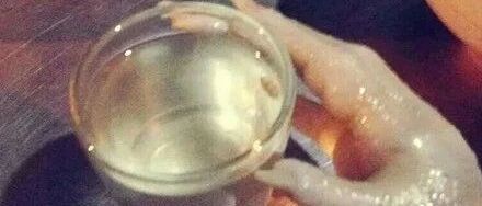 哟！痞老板换风格了