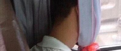 这厕所是怕别人看不到我？