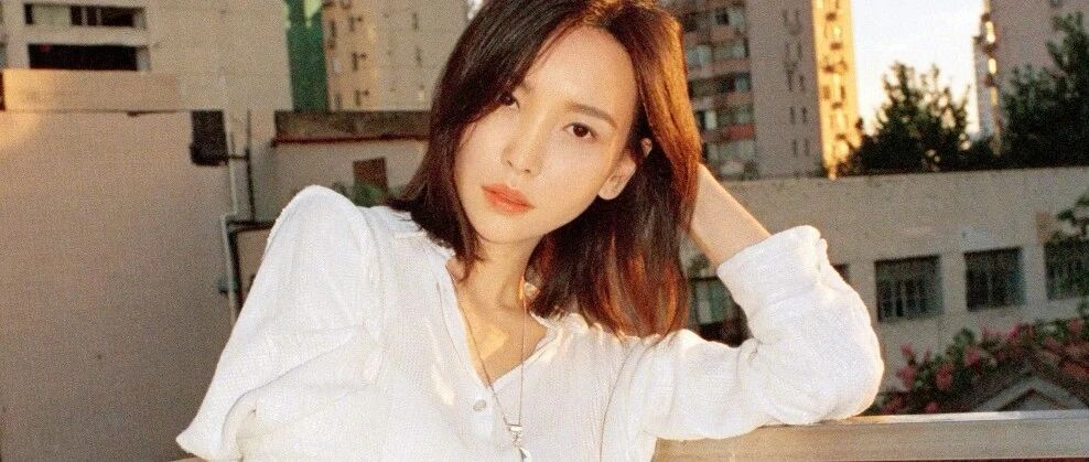 凭《体面》爆红之后，她是如何积极营业的？