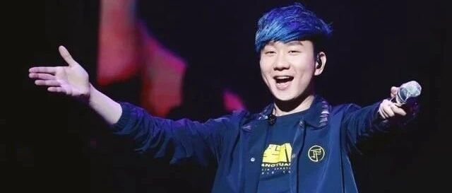 歌手名场面：演唱会忘词了怎么办？