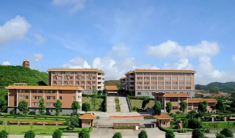 阳江市阳东广雅学校