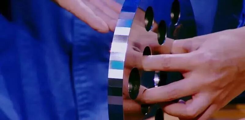 没有尺子能量！精度小于0.1微米，靠一双手完成的图6