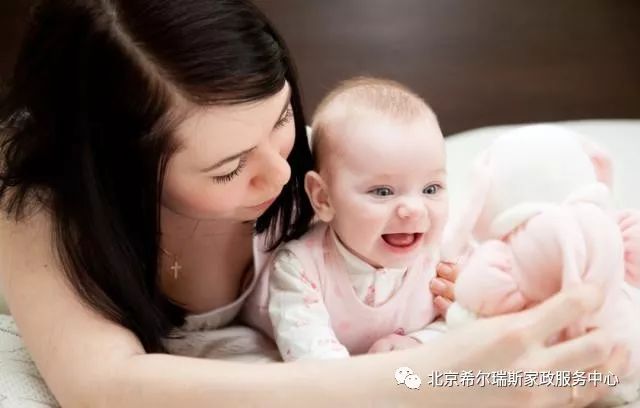 【母乳喂养】产后胸部变形，这个锅母乳喂养不背！