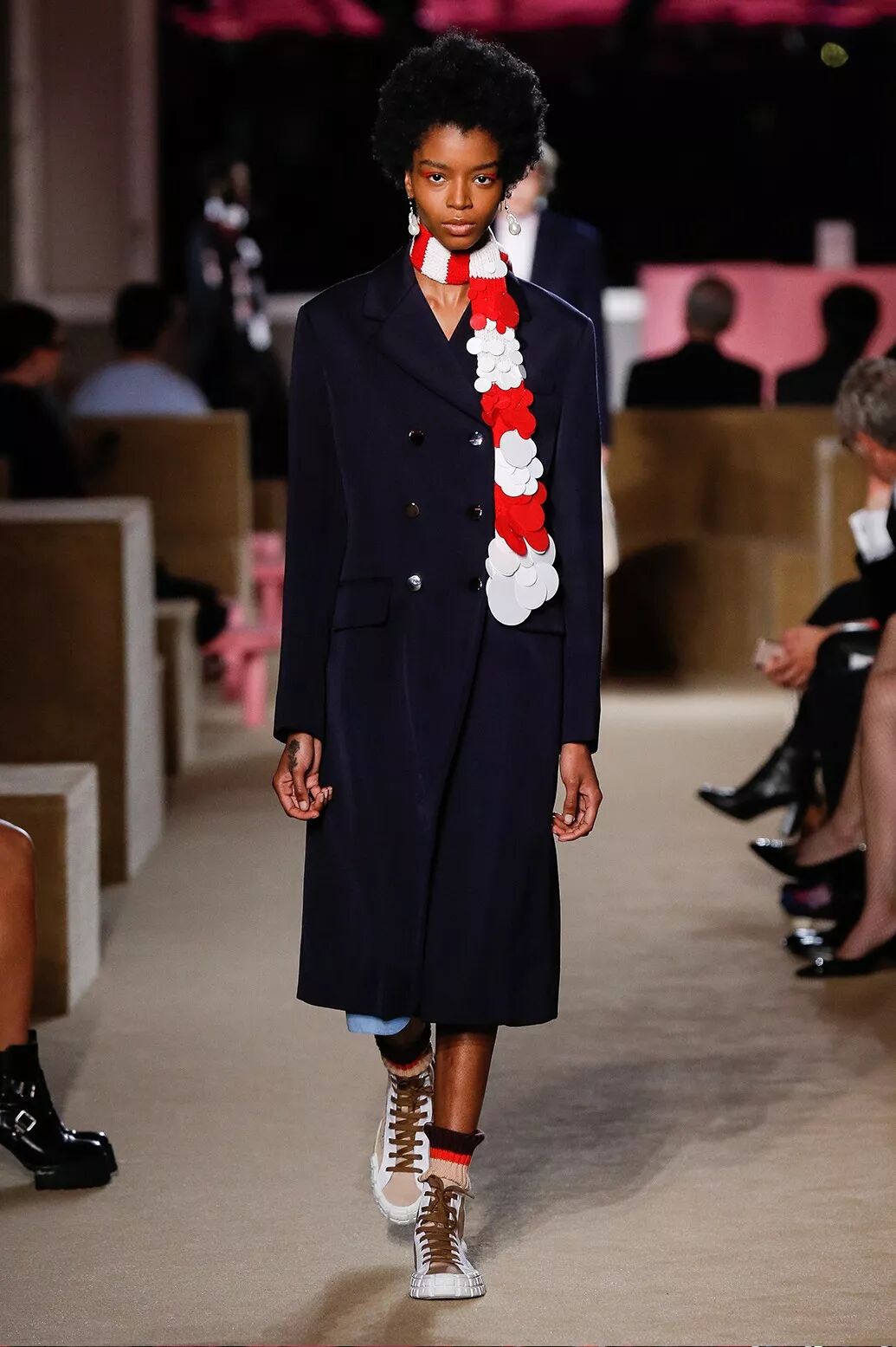 prada普拉达,prada 2020早春女装时装秀发布