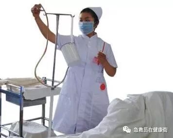 怎么无器材灌肠灌肠术（一）_https://www.jmylbn.com_新闻资讯_第8张