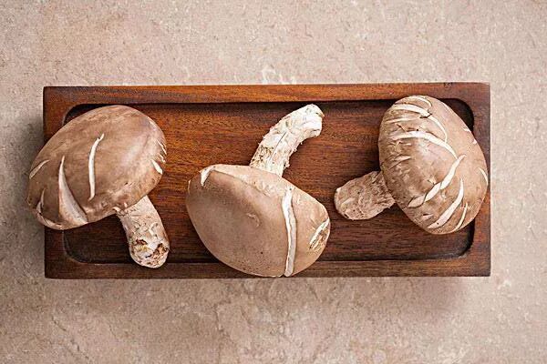 素食| 猪肉价格飙升，不如吃「素中之肉」