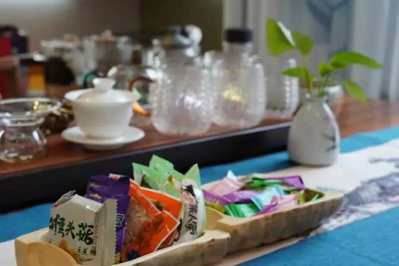 ˬˬˬ�������ϣ�������400�O�ɶ���Ҫ���ˣ��ɶ�+��ԡ+���ɰ�Ħ��ȫ�ײ���30��Ǯ������40���ӣ���һ�ξͰ��ϣ�