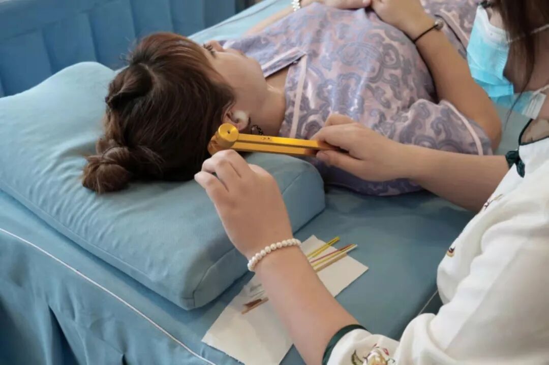 ˬˬˬ�������ϣ�������400�O�ɶ���Ҫ���ˣ��ɶ�+��ԡ+���ɰ�Ħ��ȫ�ײ���30��Ǯ������40���ӣ���һ�ξͰ��ϣ�