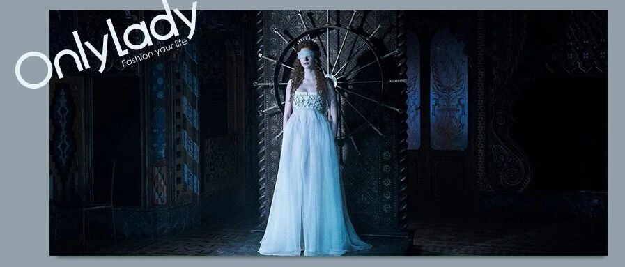 Dior用一针一线，编织了一座神秘且梦幻的塔罗城堡