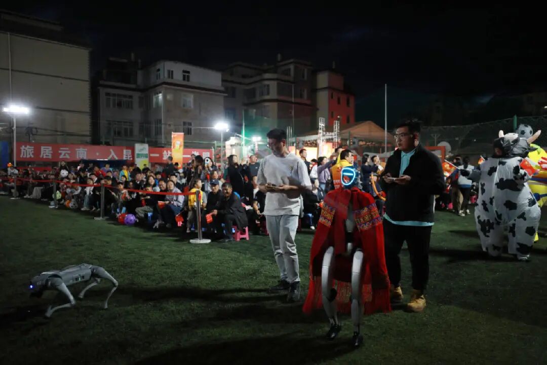 聂远声援家乡：夏日再赴贵州村超之约