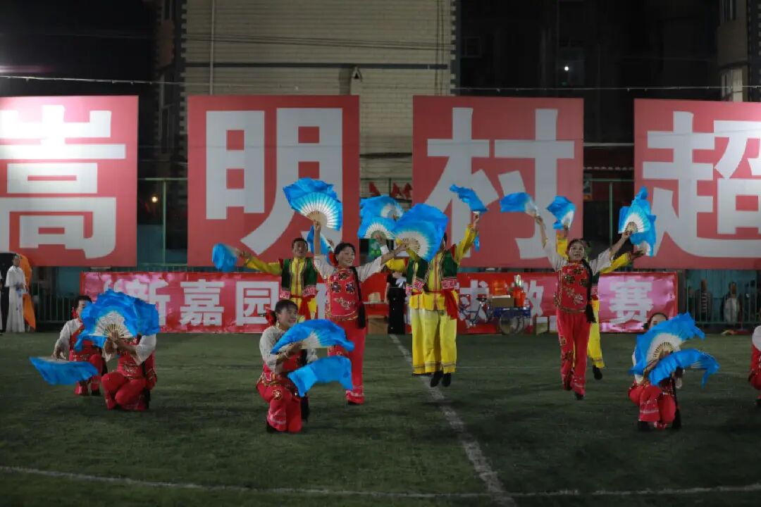 聂远声援家乡：夏日再赴贵州村超之约