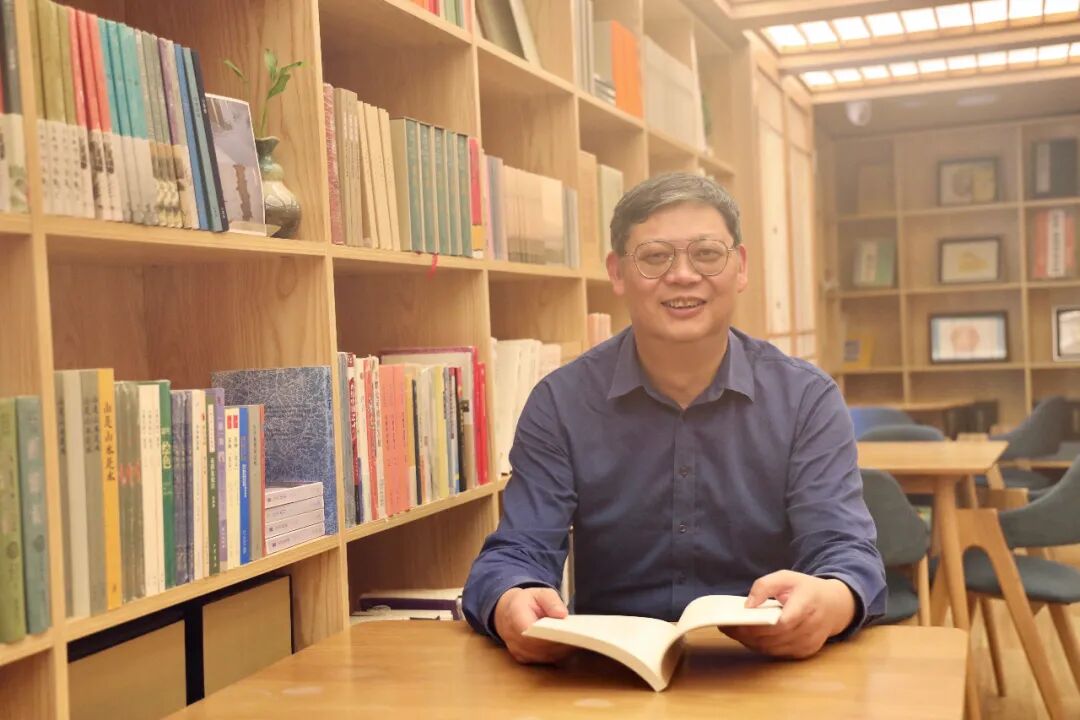 四川外国语大学成都学院师范系男神_临沂大学师范_上海师范大学财务处