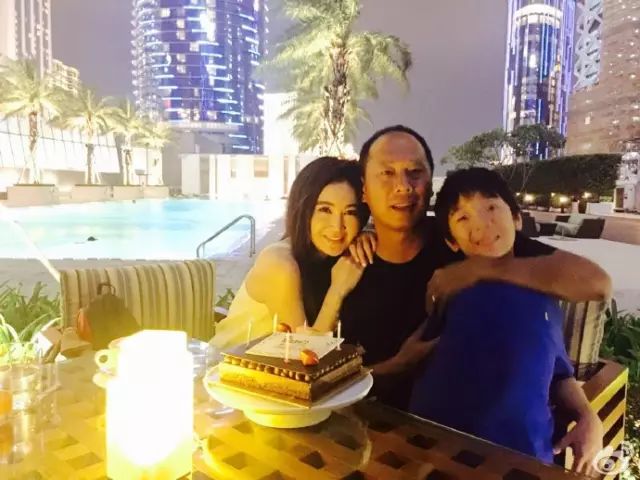 17歲拍三級片，結婚16年無子，50歲仍盛世美顏，范冰冰林心如也無法超越 娛樂 第31張