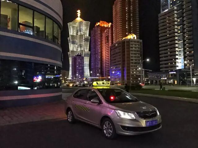 http://7xo6kd.com1.z0.glb.clouddn.com/upload-ueditor-image-20170523-1495529129917038156.jpg