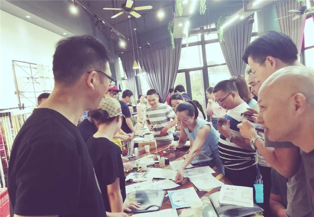 https://image.ipaiban.com/upload-ueditor-image-20180727-1532662986440052701.jpg