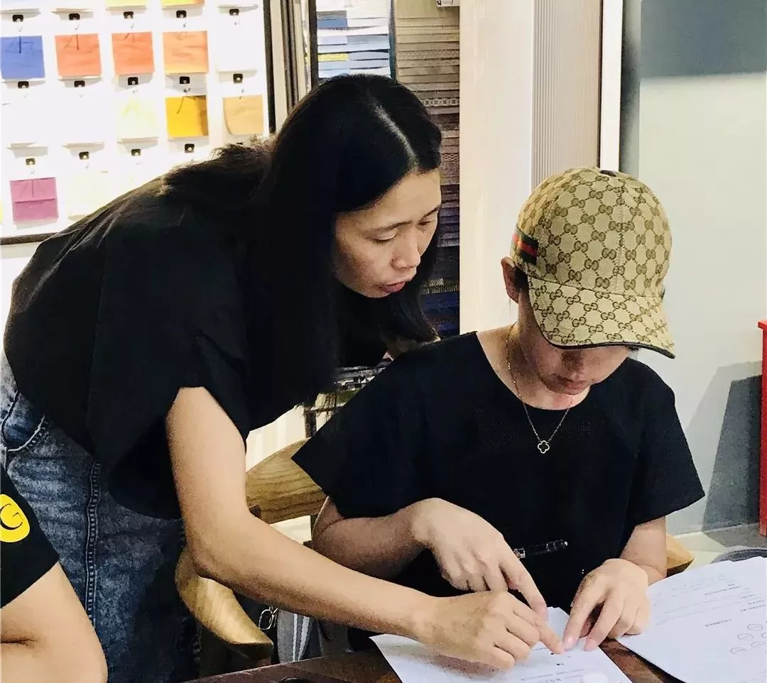 https://image.ipaiban.com/upload-ueditor-image-20180727-1532658848567006634.jpg