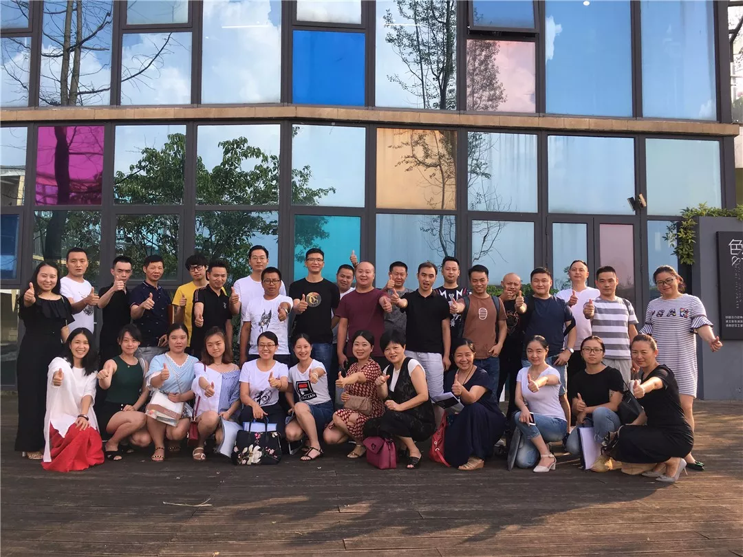 https://image.ipaiban.com/upload-ueditor-image-20180727-1532657447835033259.jpg