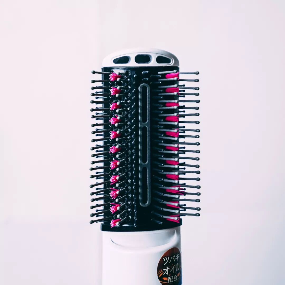 戴森梳子有什么好处_戴森梳子_戴森梳子值得买吗