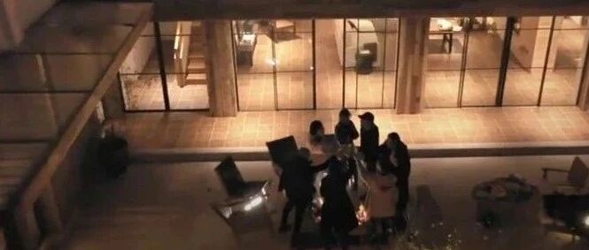 一辈子不结婚怎么了？5个单身阿姨买520㎡别墅，花183W爆改后同吃同住抱团养老！