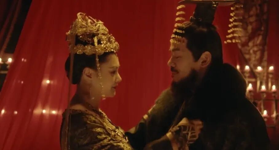 被嘲大饼脸，自降身价演烂片，冻卵尝尽苦头，阿娇离婚放飞自我胖到认不出？（组图） - 15