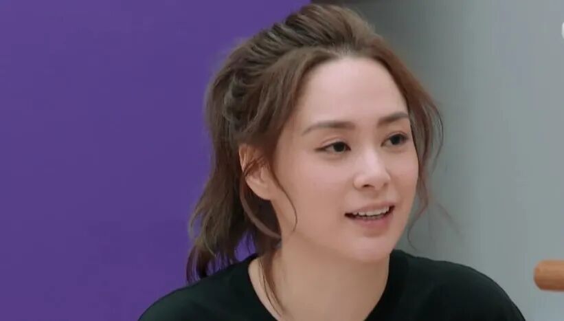 被嘲大饼脸，自降身价演烂片，冻卵尝尽苦头，阿娇离婚放飞自我胖到认不出？（组图） - 6