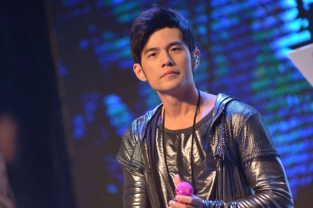 周杰伦彩虹歌词 [卡林巴谱]周杰伦-拇指琴简谱